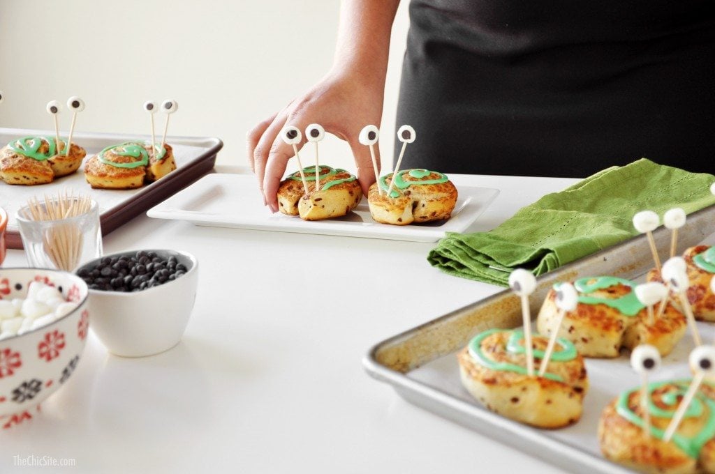 snail cinnamon rolls