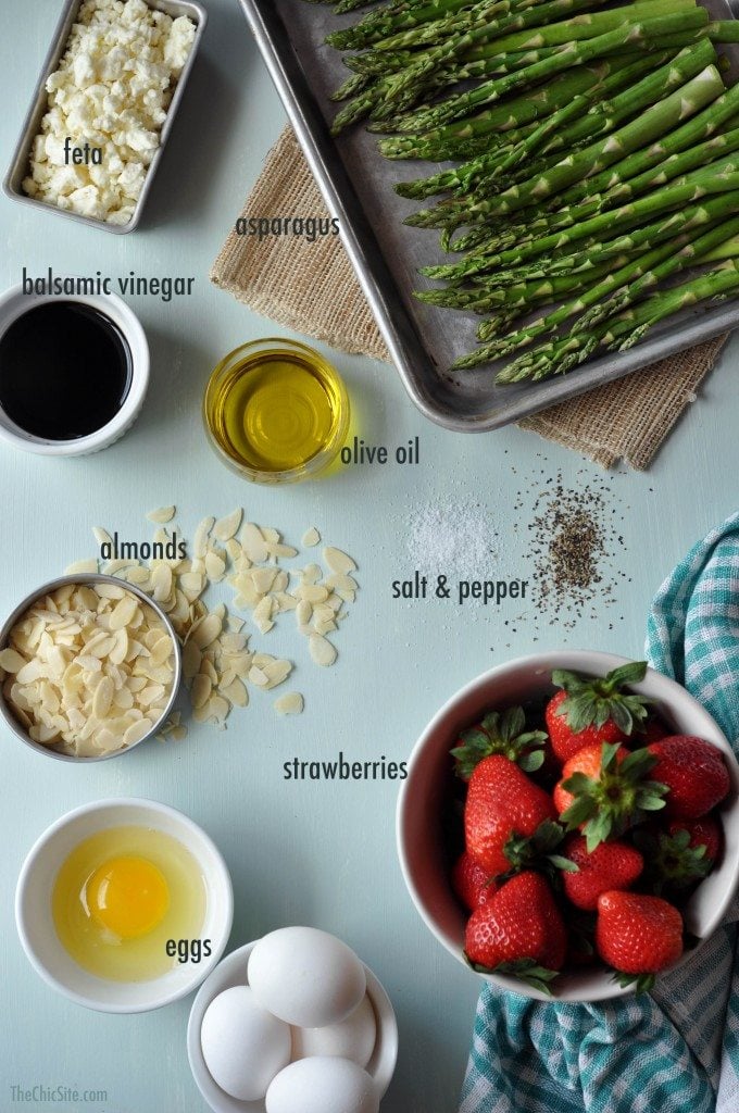 spring asparagus salad with strawberries